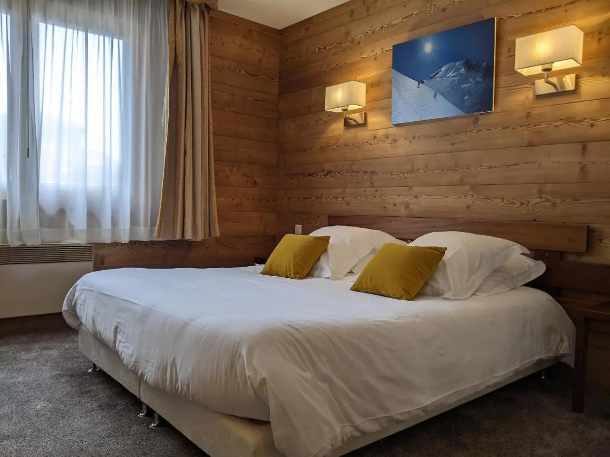Hotel Les Arolles Meribel France